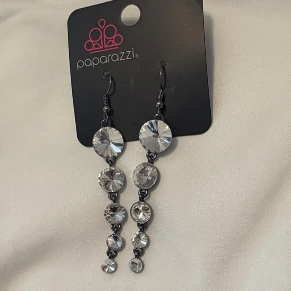 Paparazzi Silver-Tone Clear Rhinestone Linear Drop Earrings - Picture 1 of 4